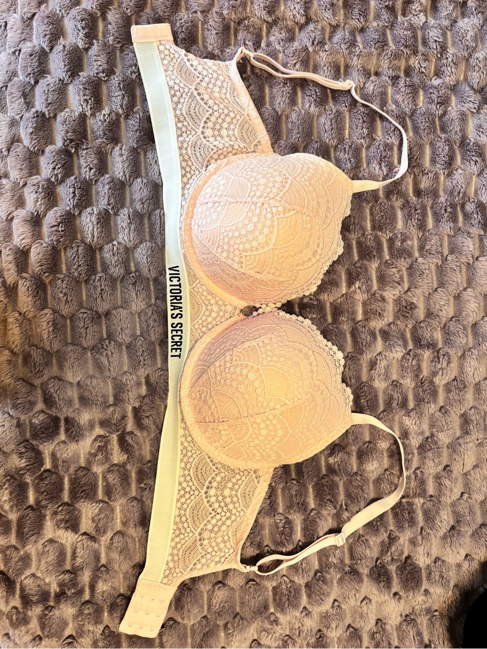 Victoria's Secret Pink Lace Push-Up Bra